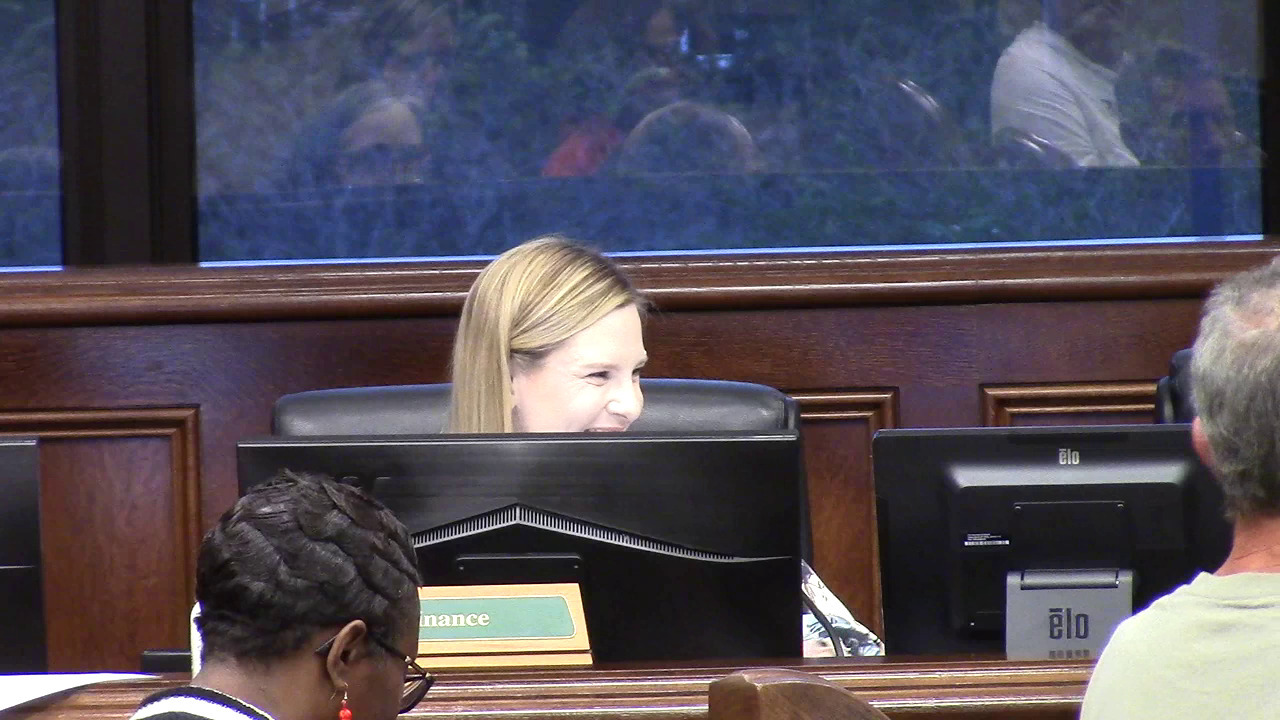 Movie: 5.a. Beer & Wine License – Tara Kay Middleton of RaceTrac Inc, DBA RaceTrac #2666, 4541 North Valdosta Road, Valdosta, GA (29M)